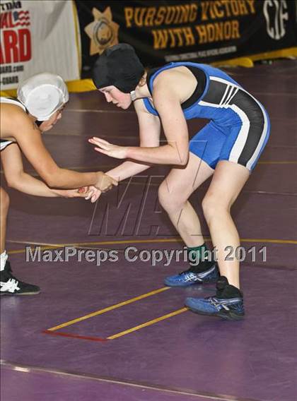 Thumbnail 3 in CIF State Girls Wrestling Championships (Consolation 1 - Round 4) photogallery.