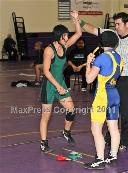 Thumbnail 3 in CIF State Girls Wrestling Championships (Consolation 1 - Round 4) photogallery.