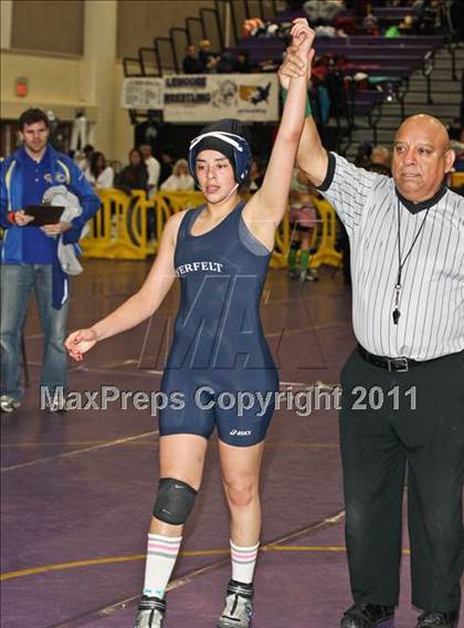 Thumbnail 2 in CIF State Girls Wrestling Championships (Consolation 1 - Round 4) photogallery.