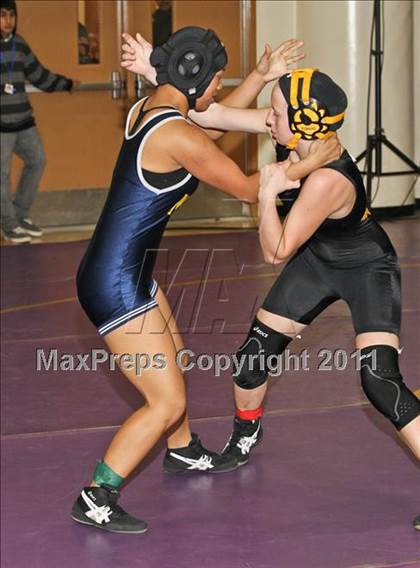 Thumbnail 3 in CIF State Girls Wrestling Championships (Consolation 1 - Round 4) photogallery.