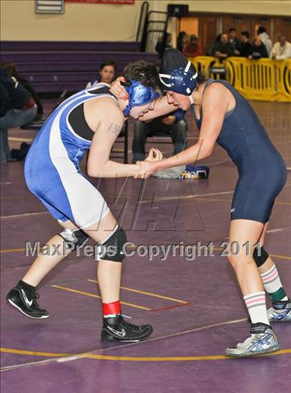 Thumbnail 3 in CIF State Girls Wrestling Championships (Consolation 1 - Round 4) photogallery.