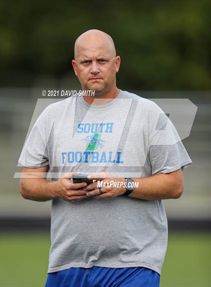 Thumbnail 1 in Raymore-Peculiar @ Blue Springs South photogallery.