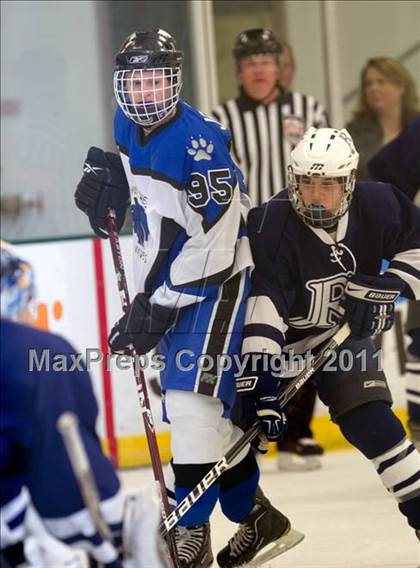Thumbnail 2 in Dallas Jesuit vs Plano West photogallery.