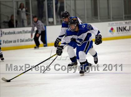 Thumbnail 3 in Dallas Jesuit vs Plano West photogallery.