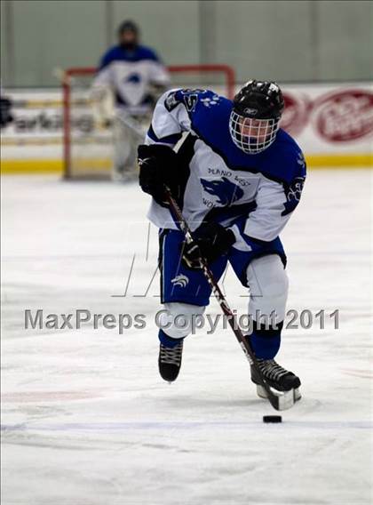 Thumbnail 3 in Dallas Jesuit vs Plano West photogallery.