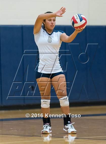 Thumbnail 3 in NB Canyon vs O'Connor photogallery.