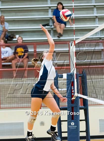 Thumbnail 1 in NB Canyon vs O'Connor photogallery.