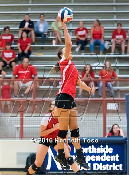 Thumbnail 1 in NB Canyon vs O'Connor photogallery.