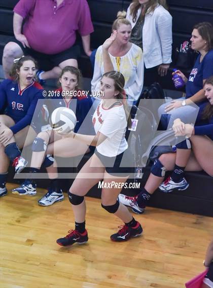 Thumbnail 1 in Academy of the Sacred Heart vs St. Thomas More (Catholic League Tournament) photogallery.