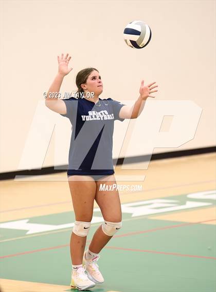 Thumbnail 2 in Trinity Christian vs All Saints (scrimmage) photogallery.
