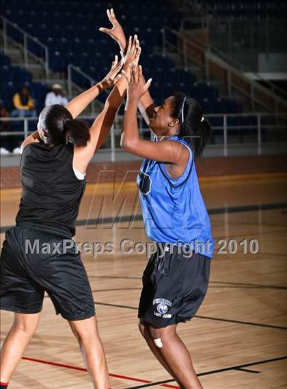 Thumbnail 2 in South Grand Prairie @ Mansfield Summit photogallery.