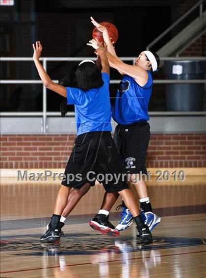 Thumbnail 1 in South Grand Prairie @ Mansfield Summit photogallery.
