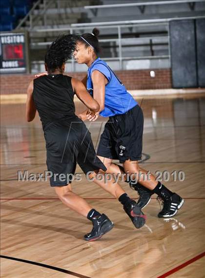 Thumbnail 2 in South Grand Prairie @ Mansfield Summit photogallery.