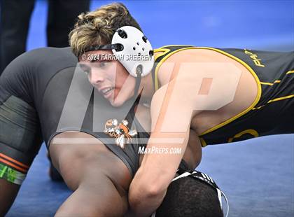 Thumbnail 3 in Region 2 - 6A Championship photogallery.