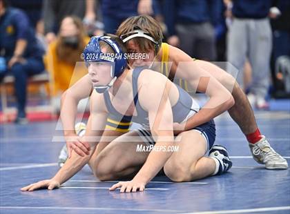 Thumbnail 2 in Region 2 - 6A Championship photogallery.