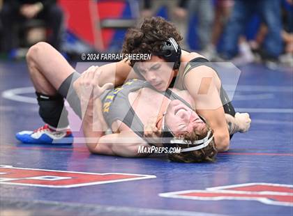 Thumbnail 2 in Region 2 - 6A Championship photogallery.