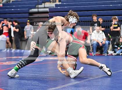 Thumbnail 3 in Region 2 - 6A Championship photogallery.