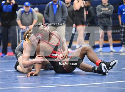 Thumbnail 3 in Region 2 - 6A Championship photogallery.
