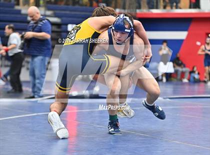 Thumbnail 3 in Region 2 - 6A Championship photogallery.