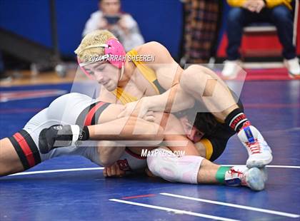 Thumbnail 1 in Region 2 - 6A Championship photogallery.