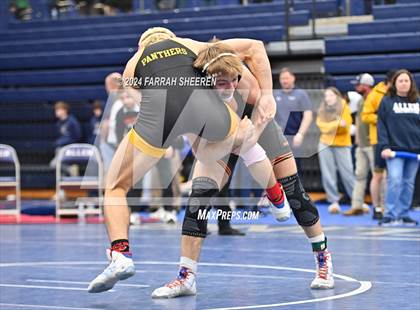 Thumbnail 1 in Region 2 - 6A Championship photogallery.
