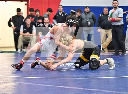 Thumbnail 1 in Region 2 - 6A Championship photogallery.
