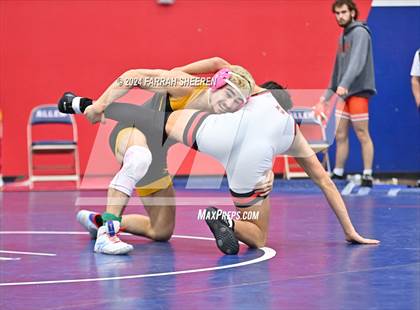 Thumbnail 3 in Region 2 - 6A Championship photogallery.