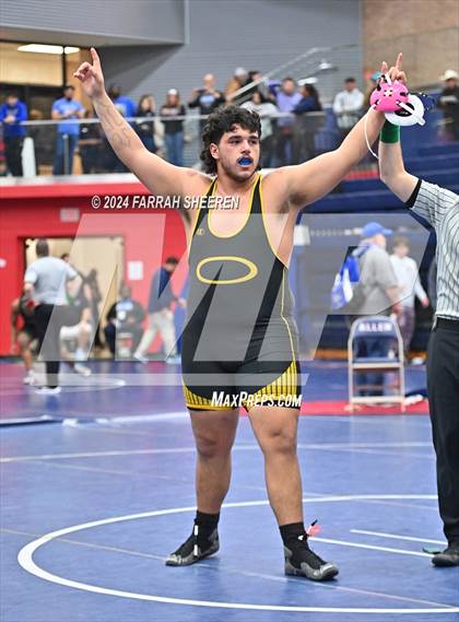 Thumbnail 2 in Region 2 - 6A Championship photogallery.