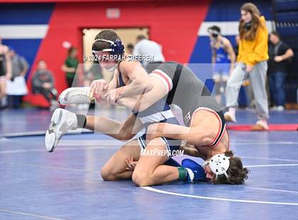 Thumbnail 3 in Region 2 - 6A Championship photogallery.