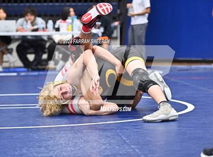 Thumbnail 1 in Region 2 - 6A Championship photogallery.