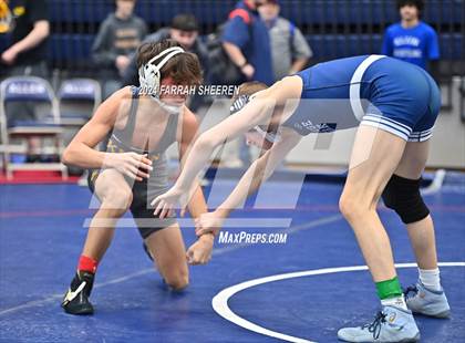 Thumbnail 3 in Region 2 - 6A Championship photogallery.