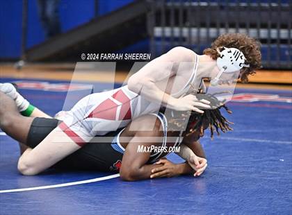 Thumbnail 3 in Region 2 - 6A Championship photogallery.