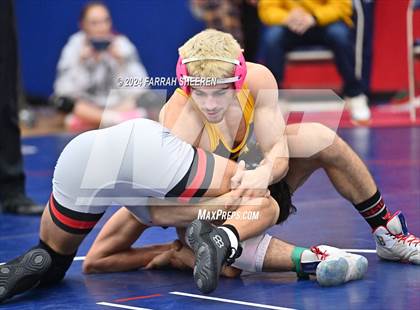 Thumbnail 2 in Region 2 - 6A Championship photogallery.