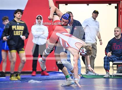 Thumbnail 3 in Region 2 - 6A Championship photogallery.