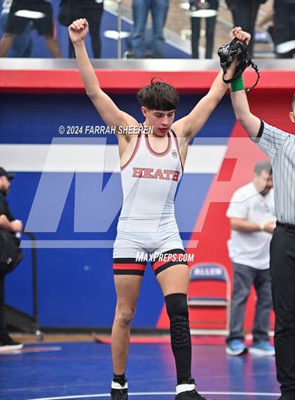 Thumbnail 2 in Region 2 - 6A Championship photogallery.