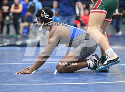 Thumbnail 2 in Region 2 - 6A Championship photogallery.