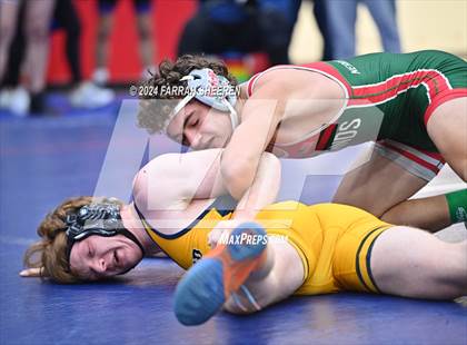 Thumbnail 2 in Region 2 - 6A Championship photogallery.