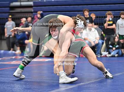 Thumbnail 1 in Region 2 - 6A Championship photogallery.