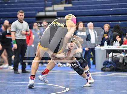 Thumbnail 3 in Region 2 - 6A Championship photogallery.