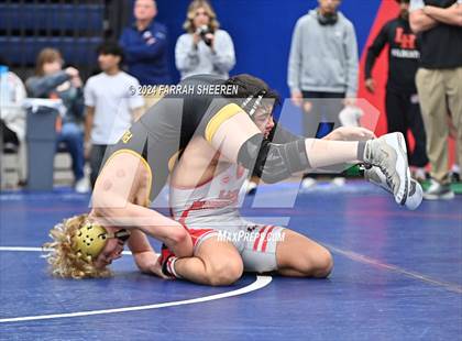 Thumbnail 1 in Region 2 - 6A Championship photogallery.