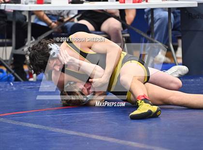 Thumbnail 2 in Region 2 - 6A Championship photogallery.
