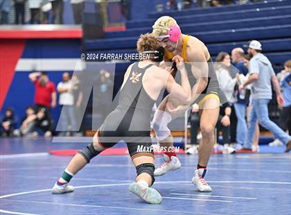 Thumbnail 3 in Region 2 - 6A Championship photogallery.