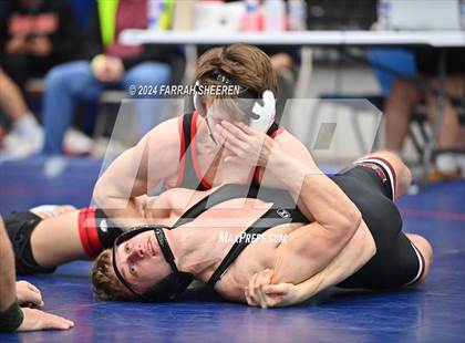 Thumbnail 1 in Region 2 - 6A Championship photogallery.