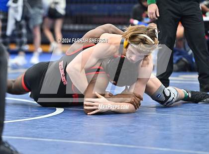 Thumbnail 2 in Region 2 - 6A Championship photogallery.
