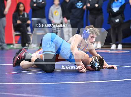 Thumbnail 2 in Region 2 - 6A Championship photogallery.