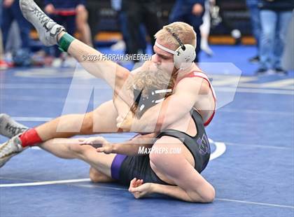 Thumbnail 1 in Region 2 - 6A Championship photogallery.