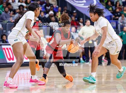 Thumbnail 2 in Grayson vs. Lowndes (GHSA 7A Semifinal) photogallery.