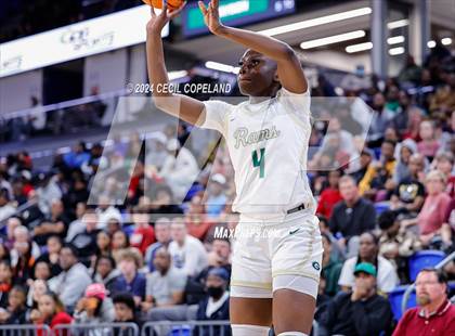 Thumbnail 2 in Grayson vs. Lowndes (GHSA 7A Semifinal) photogallery.