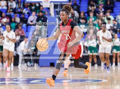 Thumbnail 2 in Grayson vs. Lowndes (GHSA 7A Semifinal) photogallery.