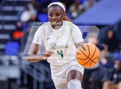 Thumbnail 2 in Grayson vs. Lowndes (GHSA 7A Semifinal) photogallery.